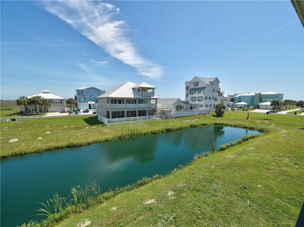 114 Backside Drive Port Aransas, TX 78373