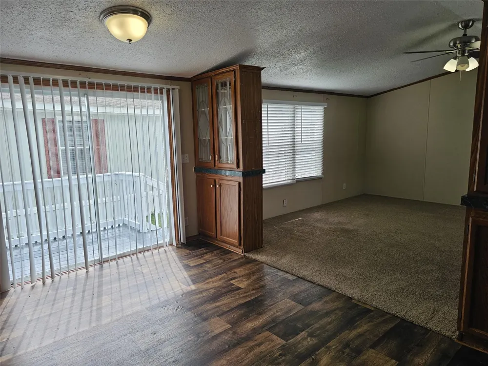 827 Gregs Way Huffman, TX 77336