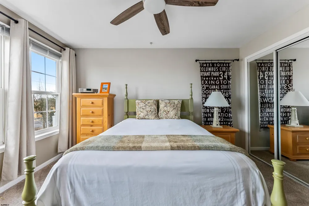 3 Bayside Dr Somers Point, NJ 08244
