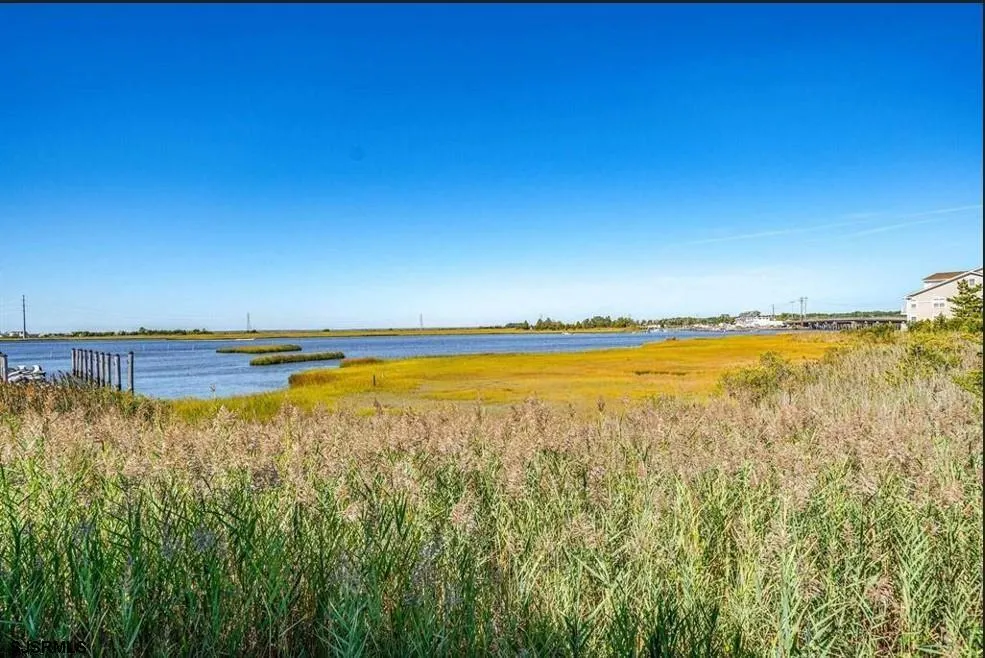3 Bayside Dr Somers Point, NJ 08244