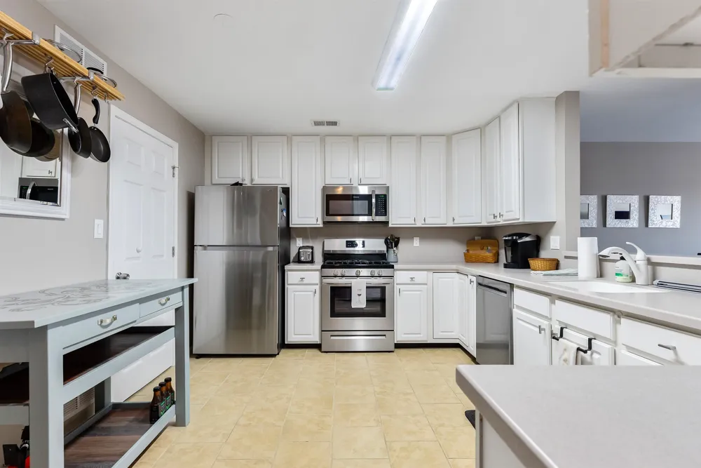 3 Bayside Dr Somers Point, NJ 08244