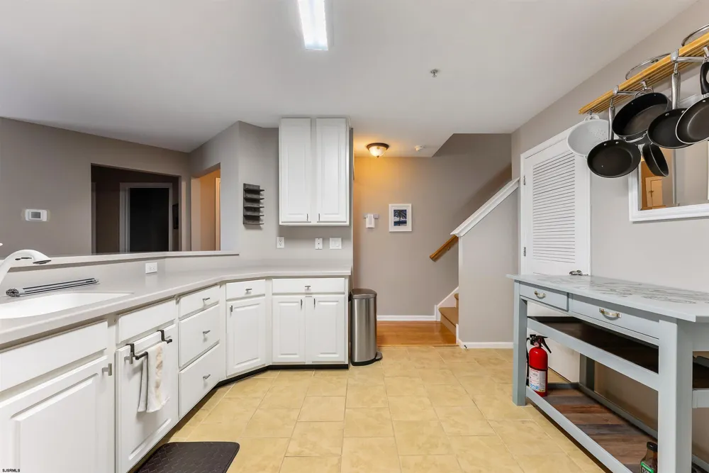 3 Bayside Dr Somers Point, NJ 08244