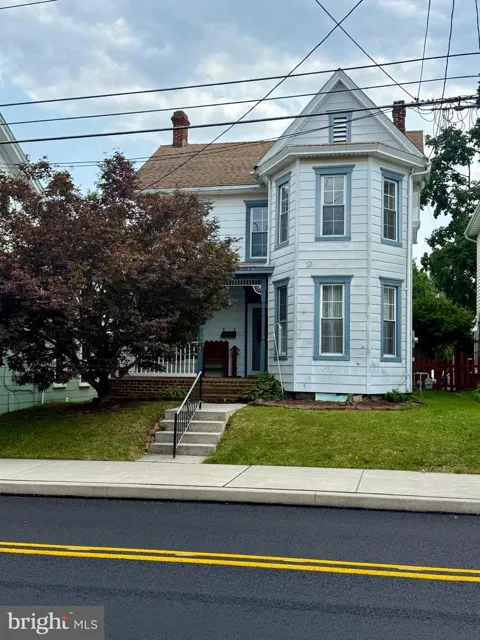 155 E MIDDLE STREET