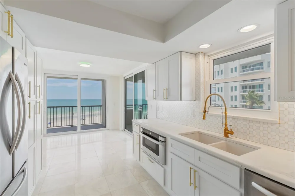 1600 GULF BOULEVARD #414 Clearwater, FL 33767
