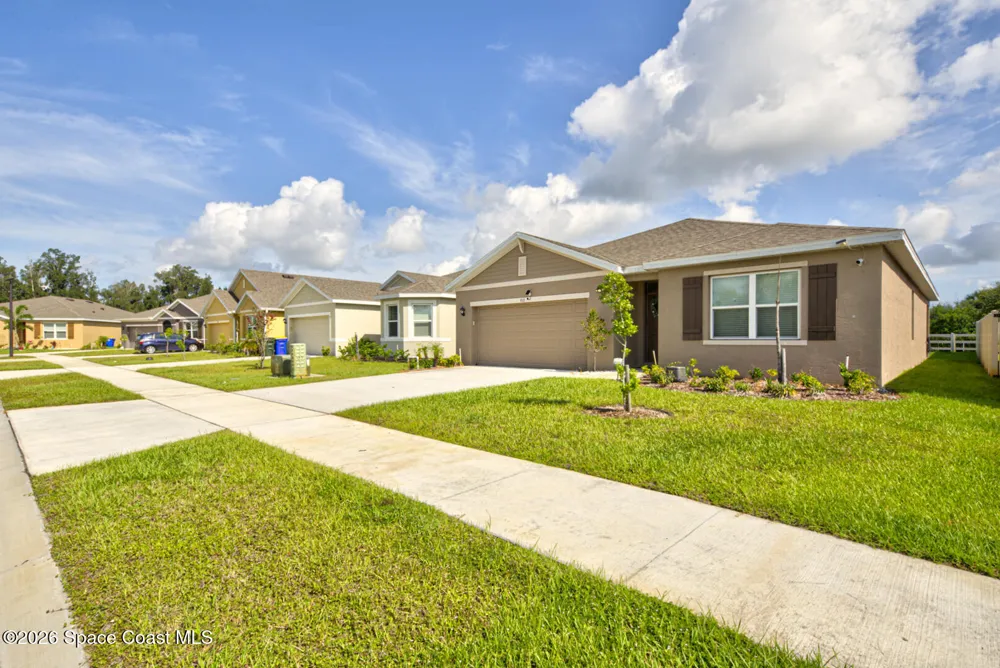 913 Trinity Street Rockledge, FL 32955