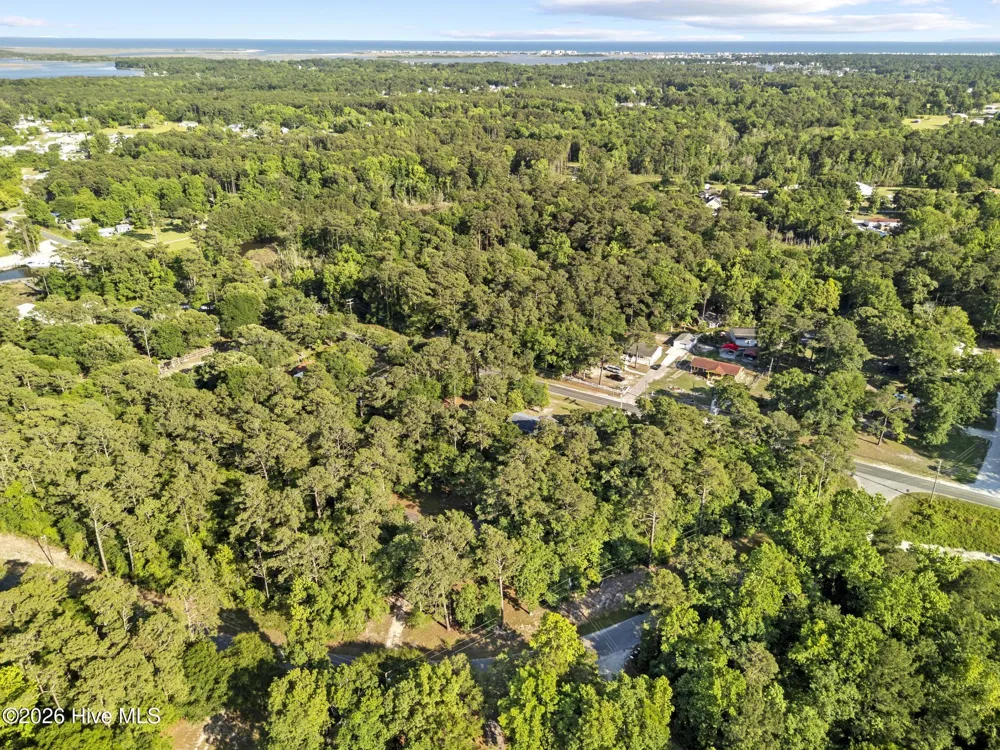 000 Holly Drive Sneads Ferry, NC 28460