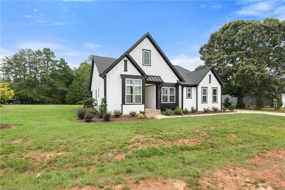 6721 Honeycutt Reserve Drive Oak Ridge, NC 27310