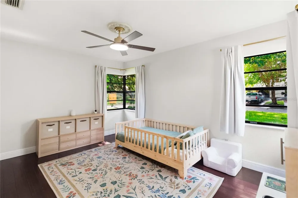 2918 CARL TERRACE Orlando, FL 32804