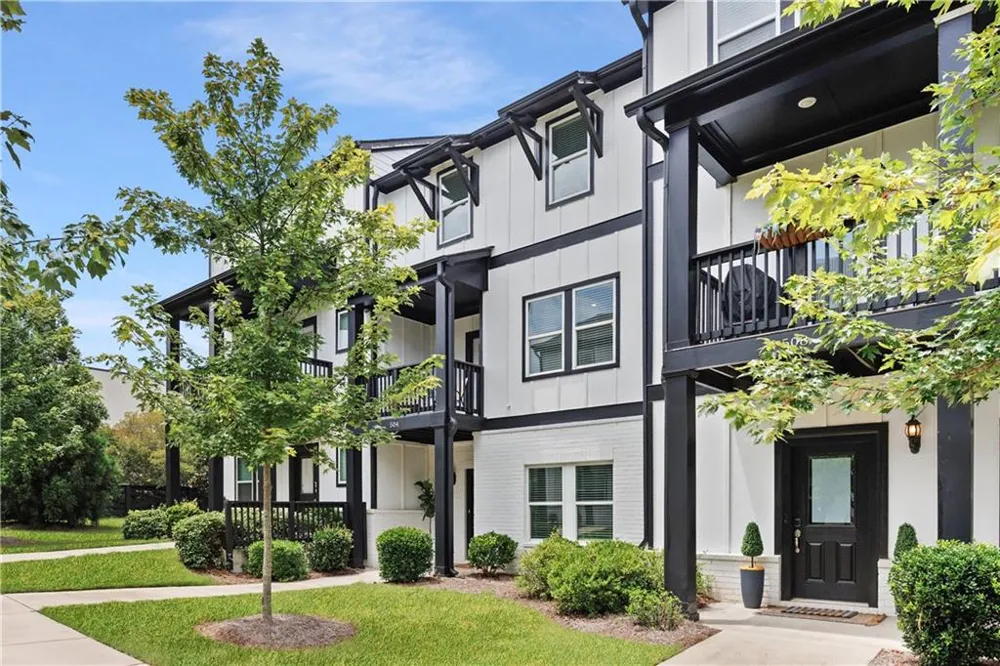 504 Hampton Crossing Woodstock, GA 30188