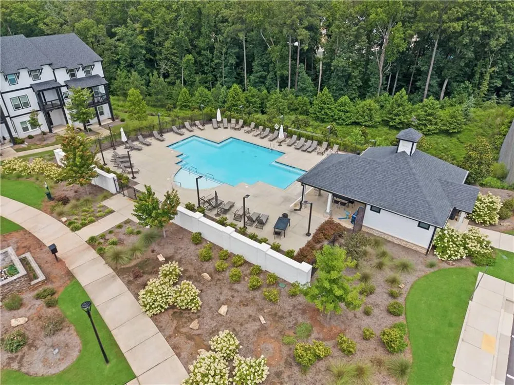 504 Hampton Crossing Woodstock, GA 30188