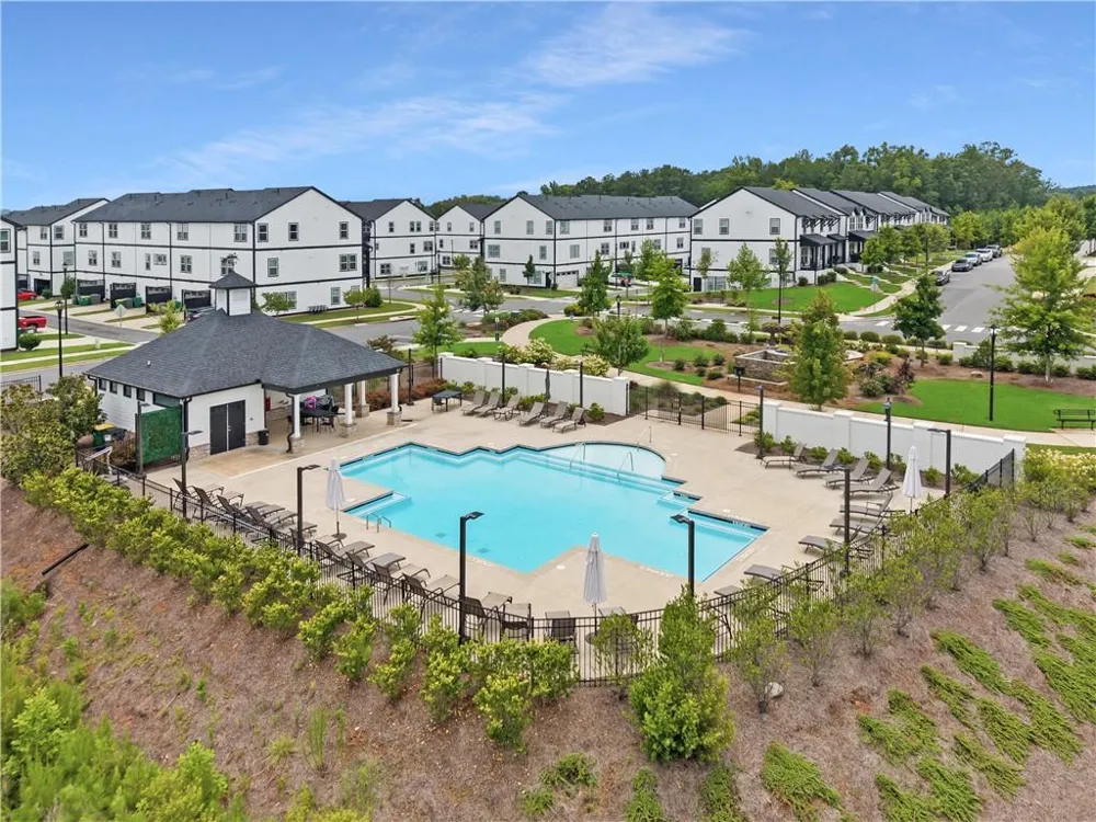 504 Hampton Crossing Woodstock, GA 30188
