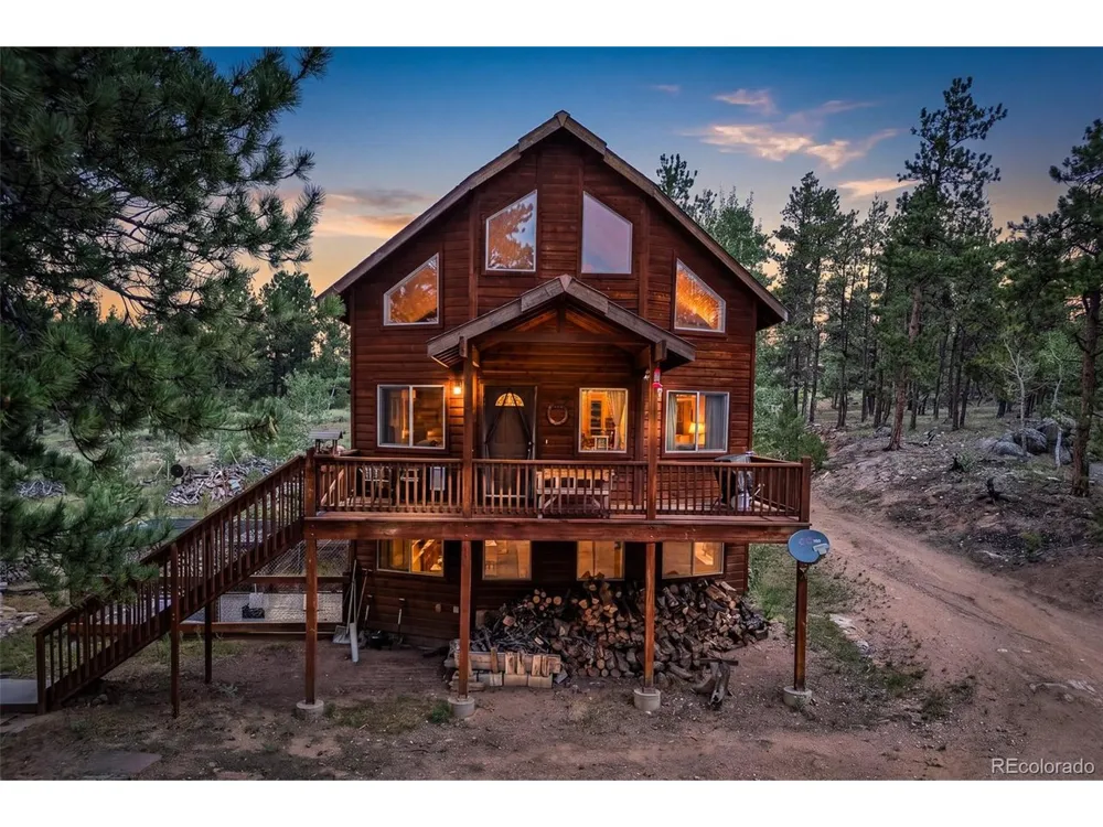 3943 CO Rd 403 Lake George, CO 80827