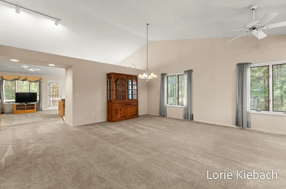 11940 Lakeshore Avenue Grand Haven, MI 49417