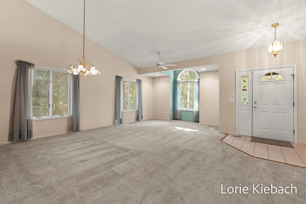 11940 Lakeshore Avenue Grand Haven, MI 49417