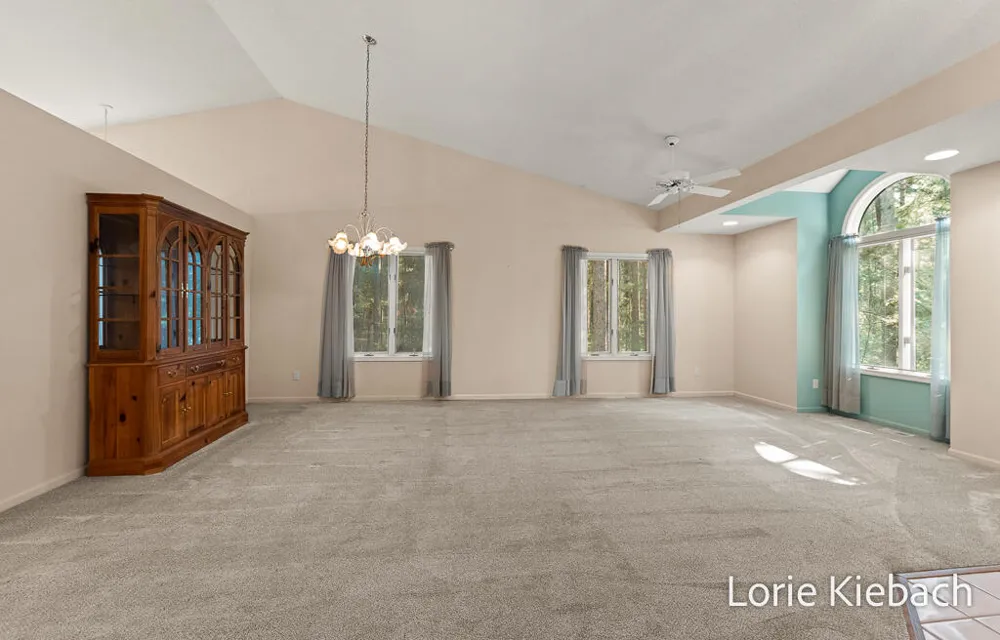 11940 Lakeshore Avenue Grand Haven, MI 49417