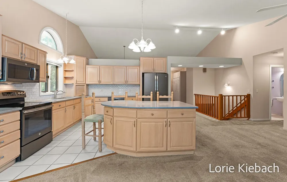 11940 Lakeshore Avenue Grand Haven, MI 49417