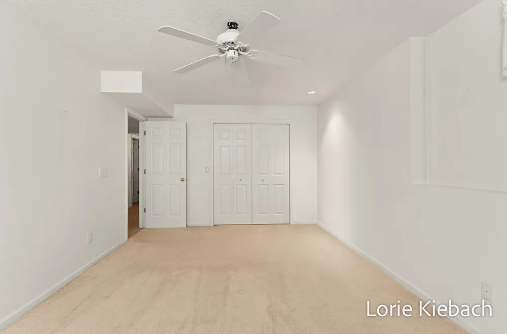 11940 Lakeshore Avenue Grand Haven, MI 49417