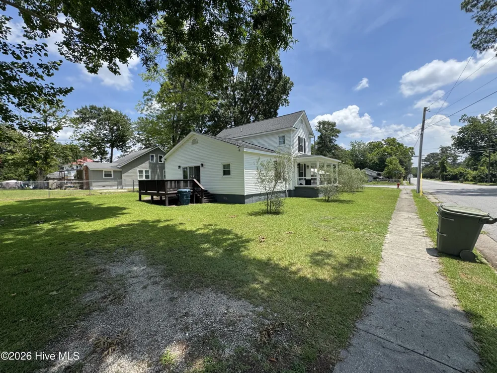 702 Charlotte Street Washington, NC 27889