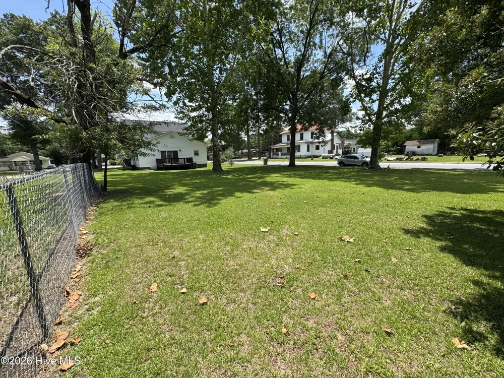 702 Charlotte Street Washington, NC 27889