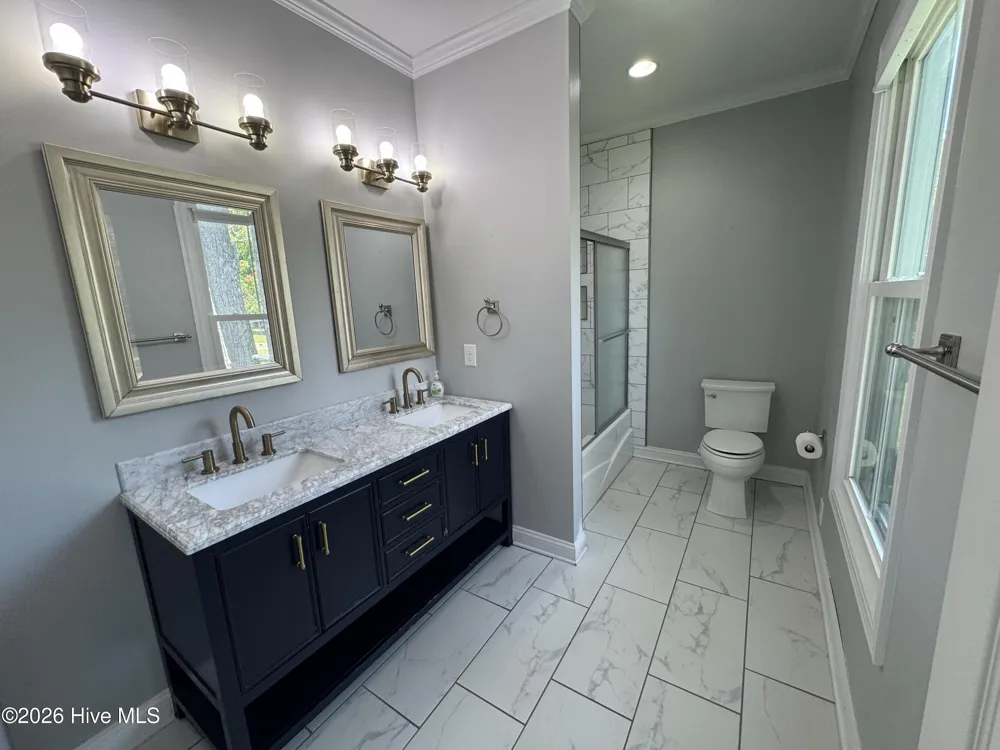 702 Charlotte Street Washington, NC 27889