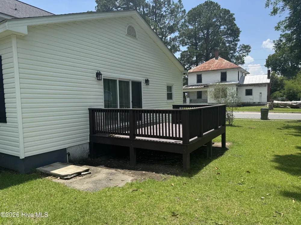 702 Charlotte Street Washington, NC 27889