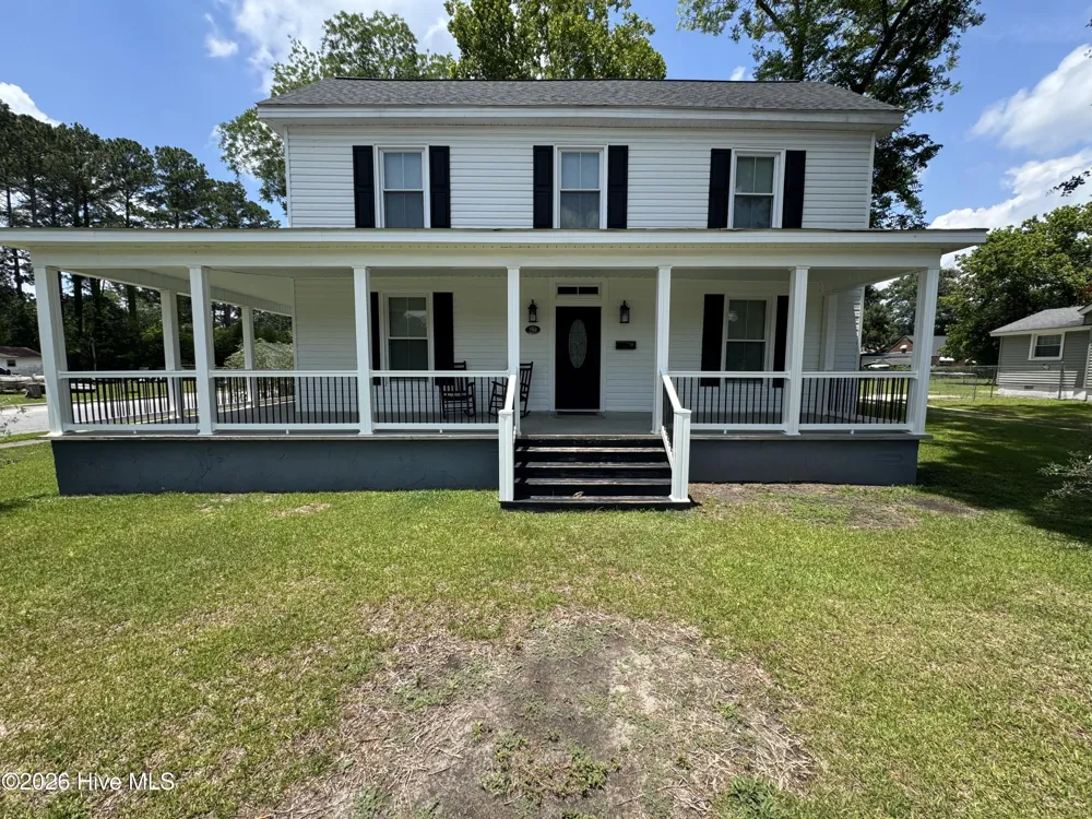 702 Charlotte Street Washington, NC 27889