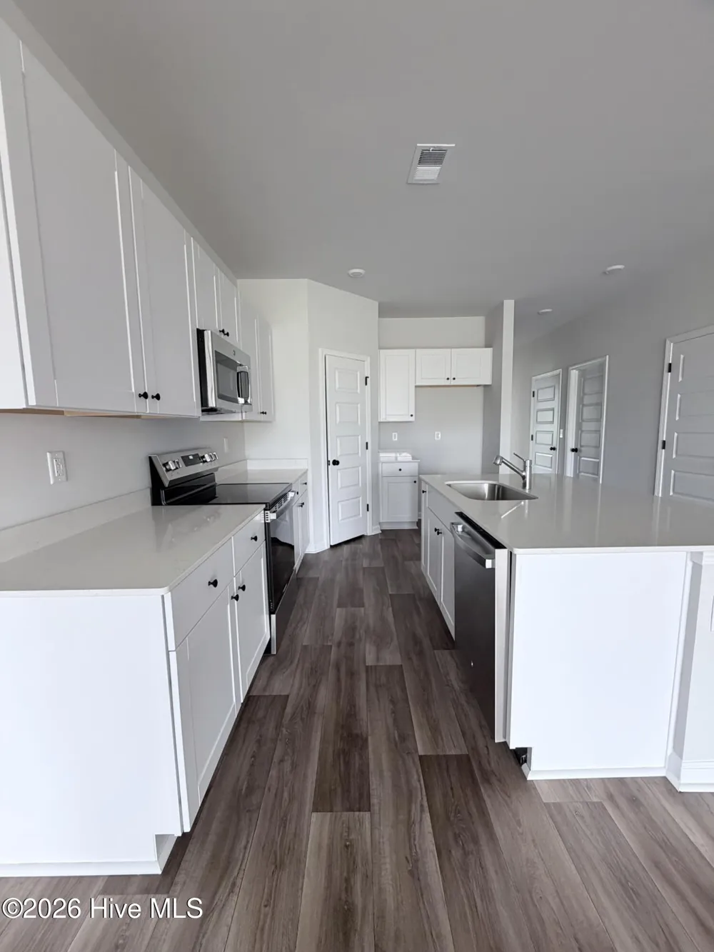 2127 Wild Indigo Circle NW #82 Calabash, NC 28467