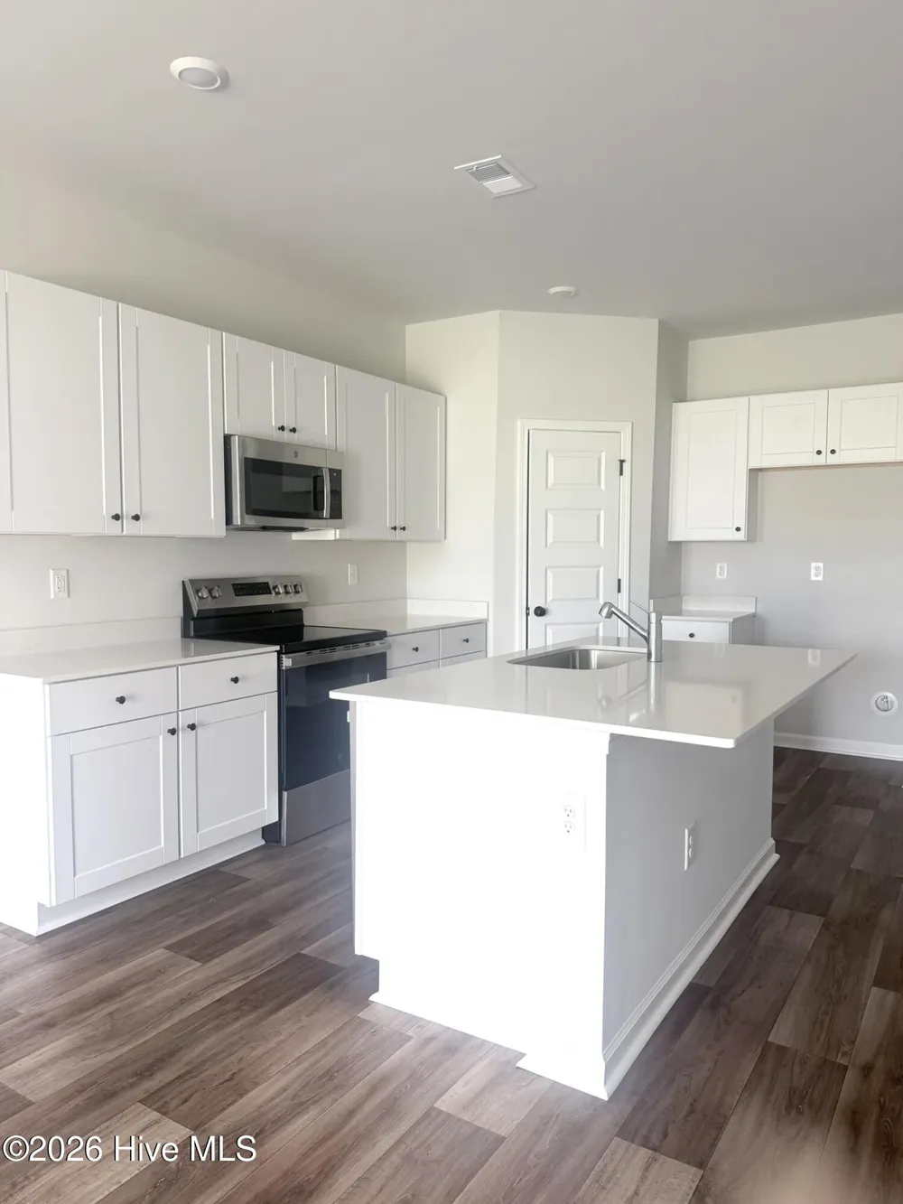 2127 Wild Indigo Circle NW #82 Calabash, NC 28467