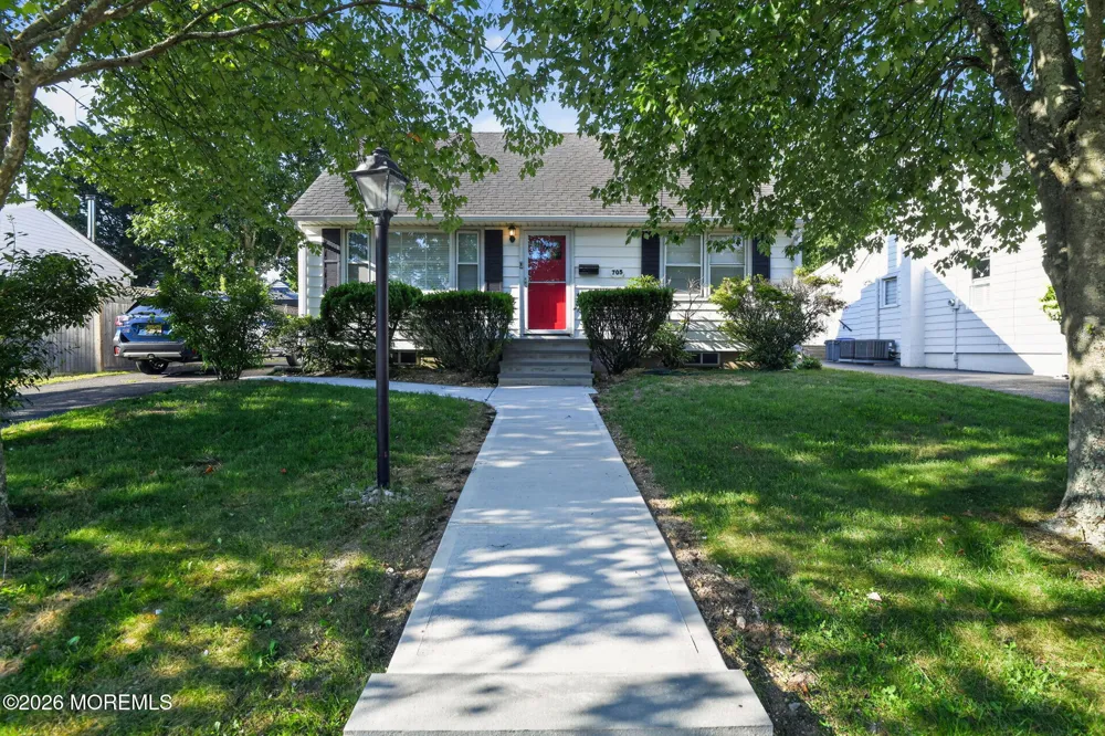 705 Park Avenue Spring Lake Heights, NJ 07762