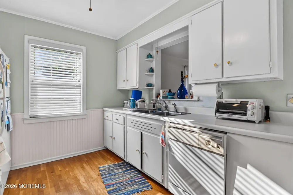 705 Park Avenue Spring Lake Heights, NJ 07762