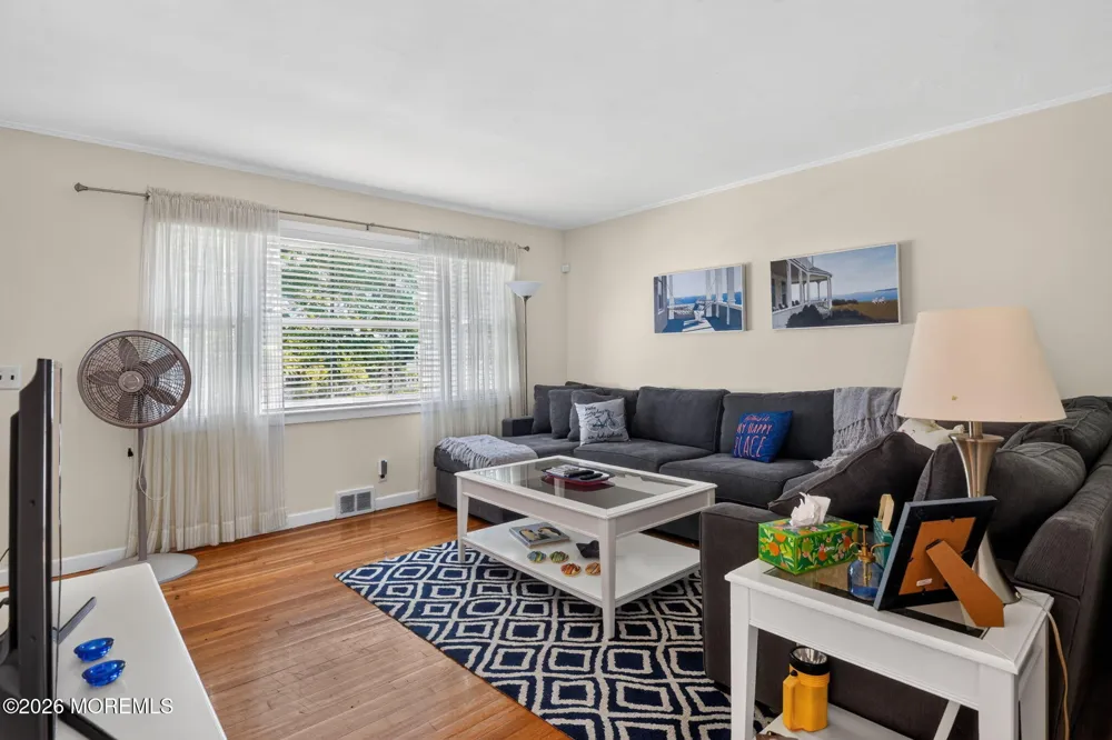 705 Park Avenue Spring Lake Heights, NJ 07762