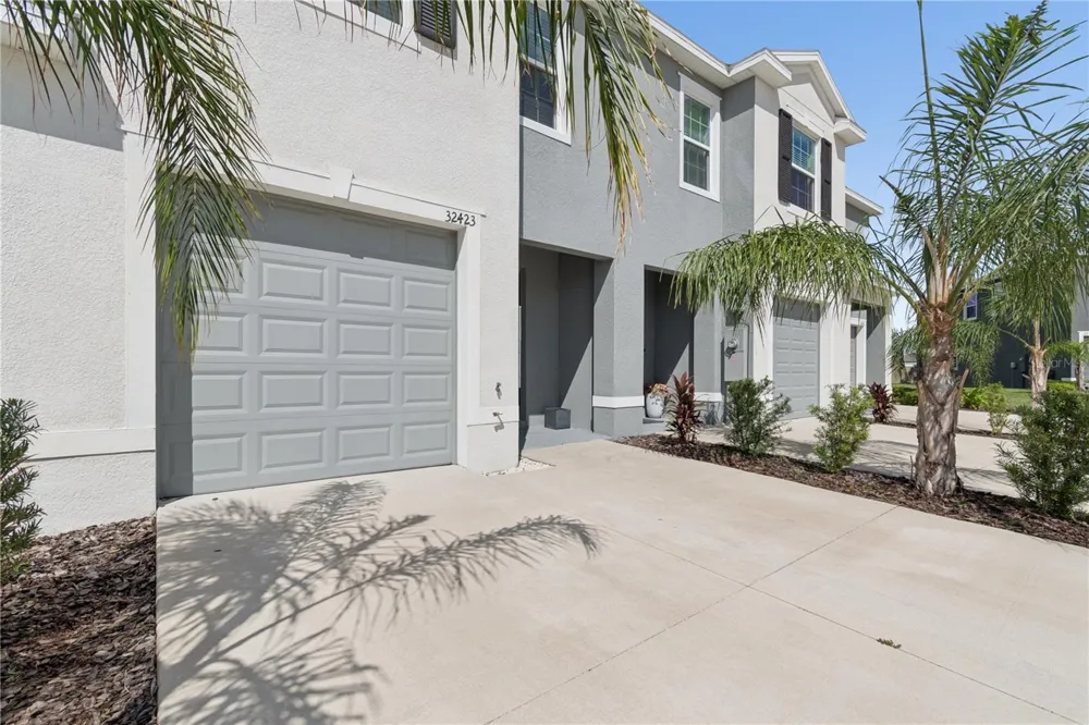 32423 TURTLE GRACE LOOP Wesley Chapel, FL 33545