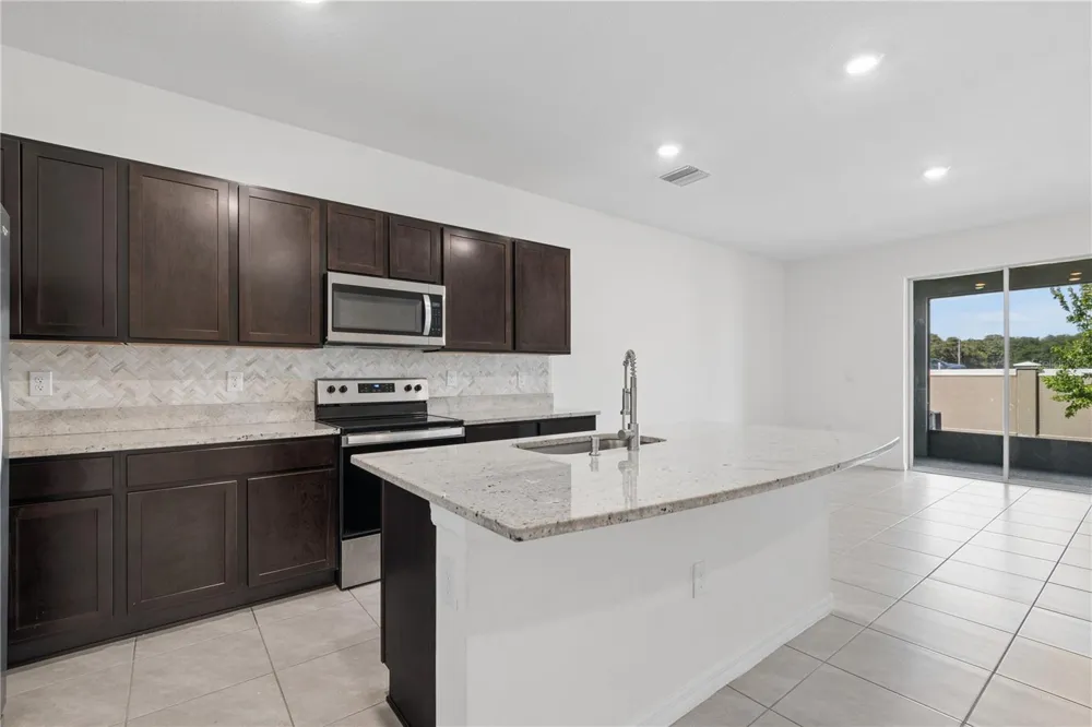 32423 TURTLE GRACE LOOP Wesley Chapel, FL 33545
