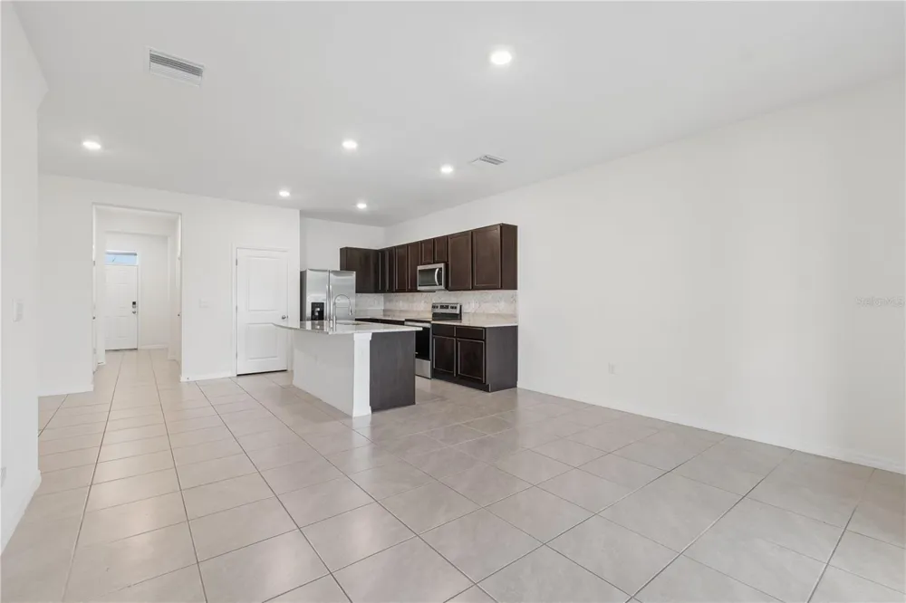 32423 TURTLE GRACE LOOP Wesley Chapel, FL 33545