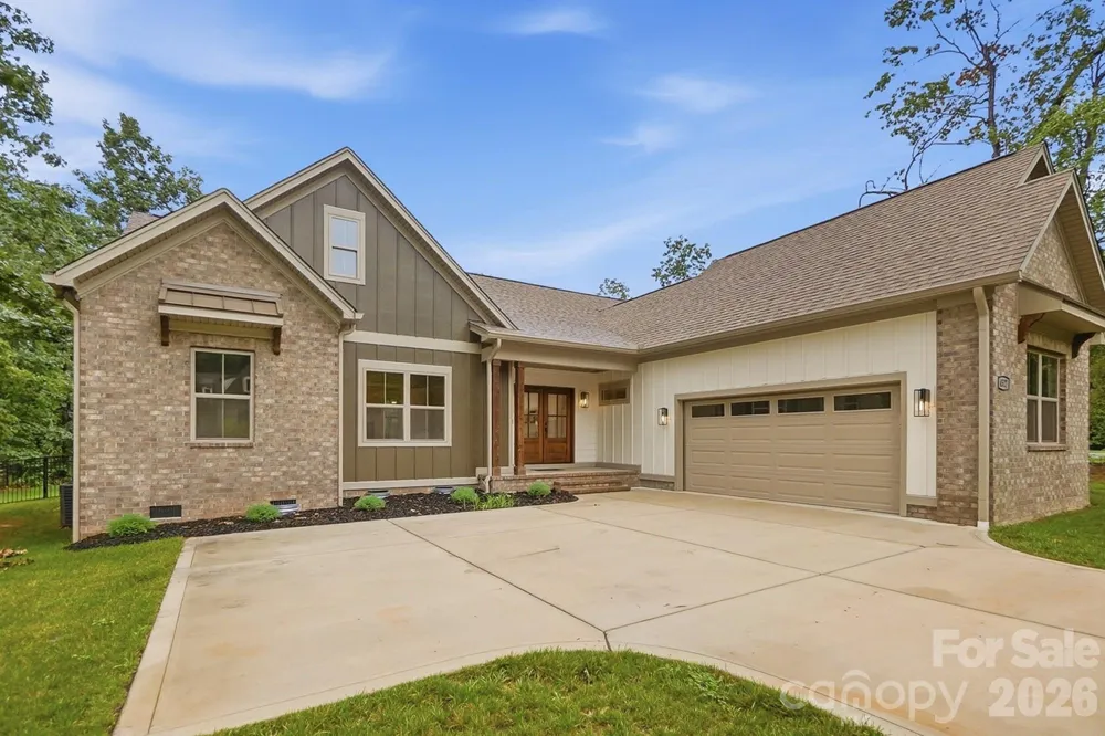 4527 Burrenfort Drive Denver, NC 28037