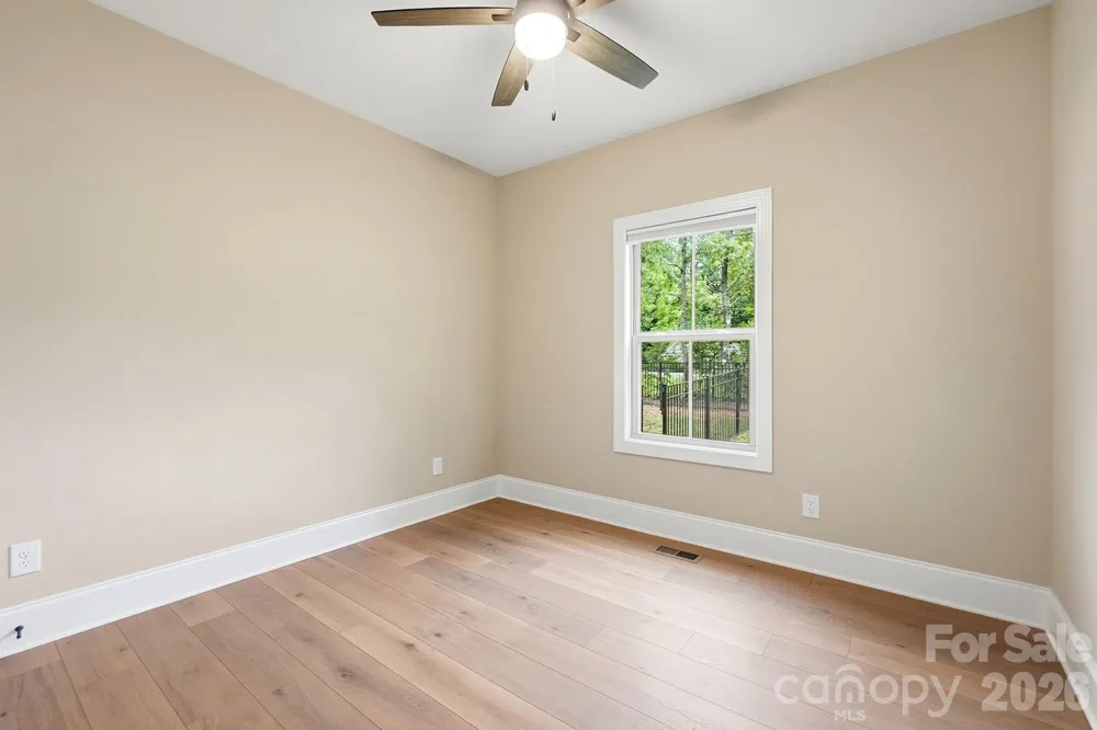 4527 Burrenfort Drive Denver, NC 28037