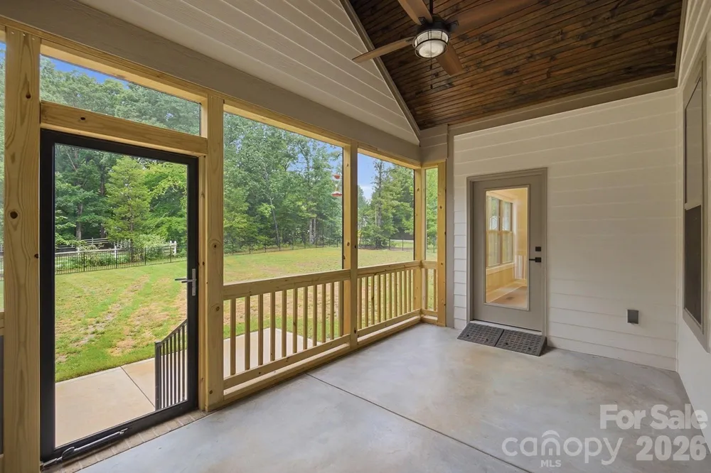 4527 Burrenfort Drive Denver, NC 28037