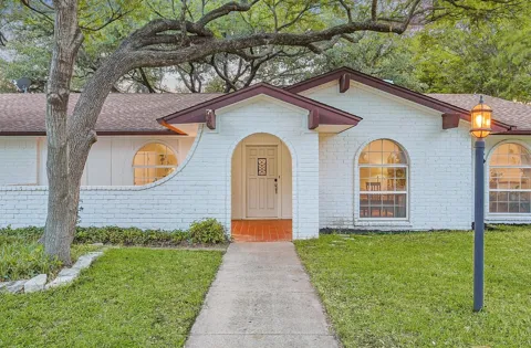 404 Green River Trail