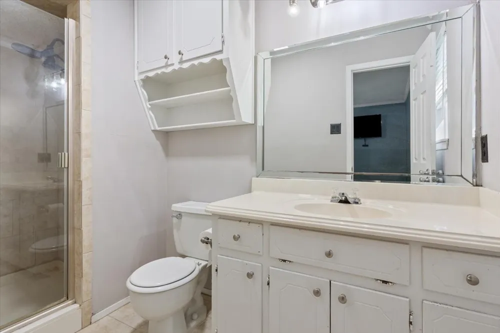 332 Bowie Lane Hewitt, TX 76643