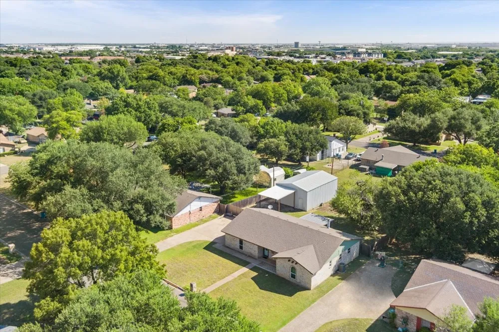 332 Bowie Lane Hewitt, TX 76643