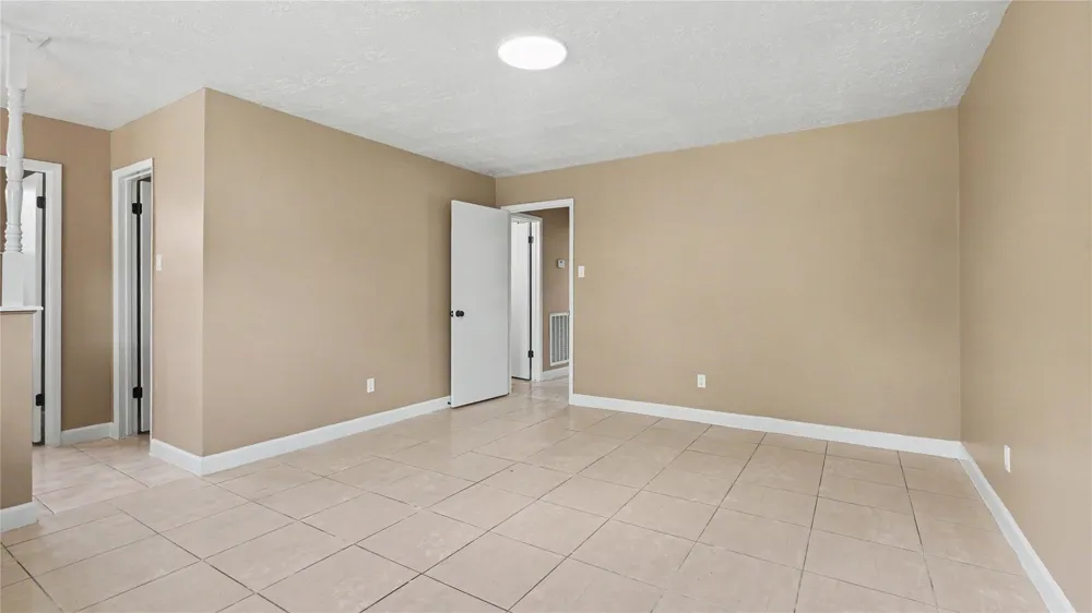 4211 Thunder Bay Drive Pasadena, TX 77504