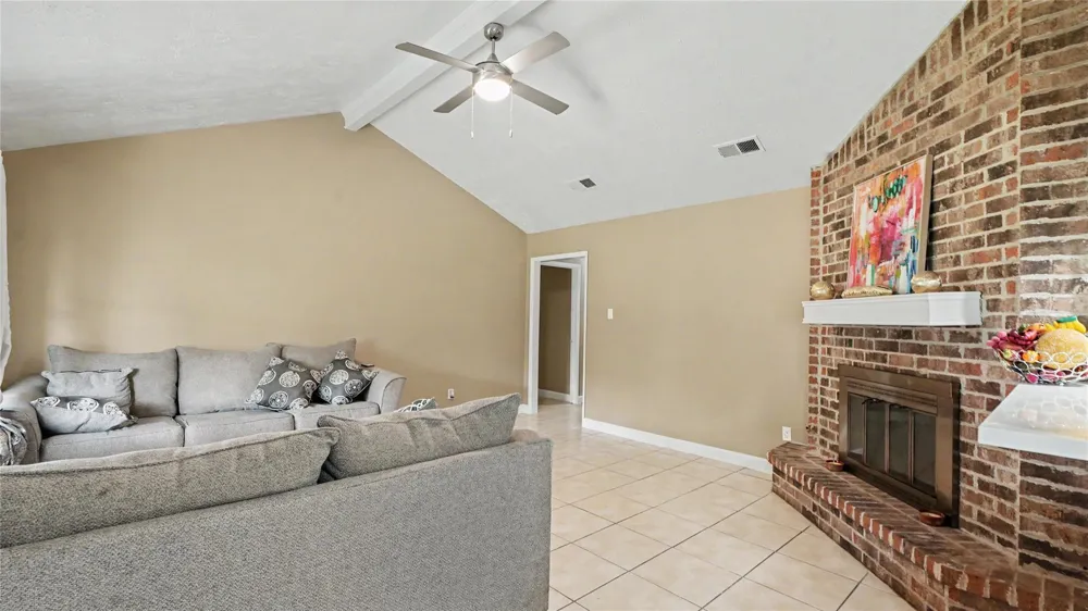 4211 Thunder Bay Drive Pasadena, TX 77504
