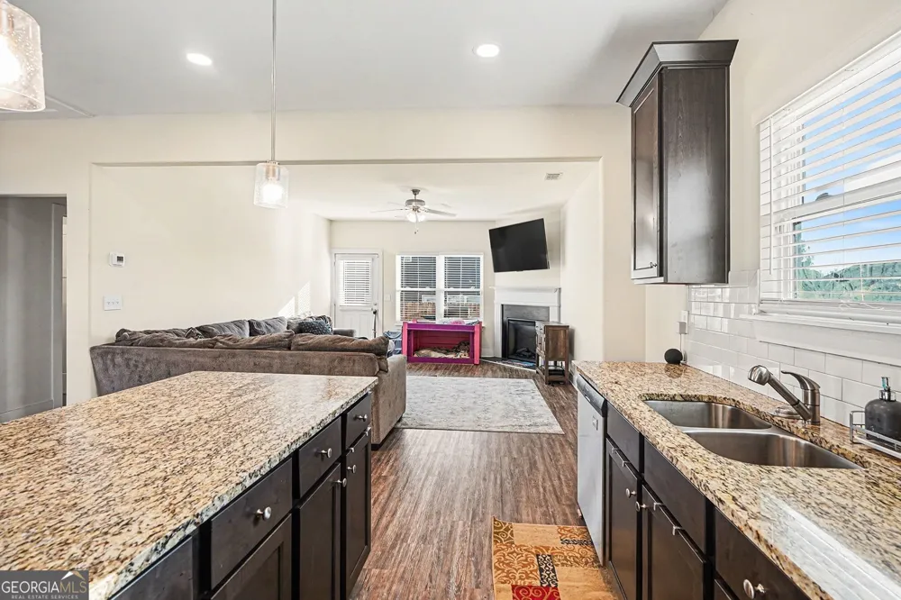 11140 Cornerstone LN Hampton, GA 30228