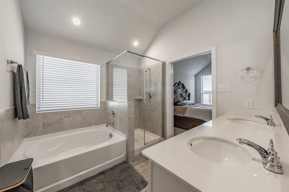 14833 Grissom Avenue Aledo, TX 76008