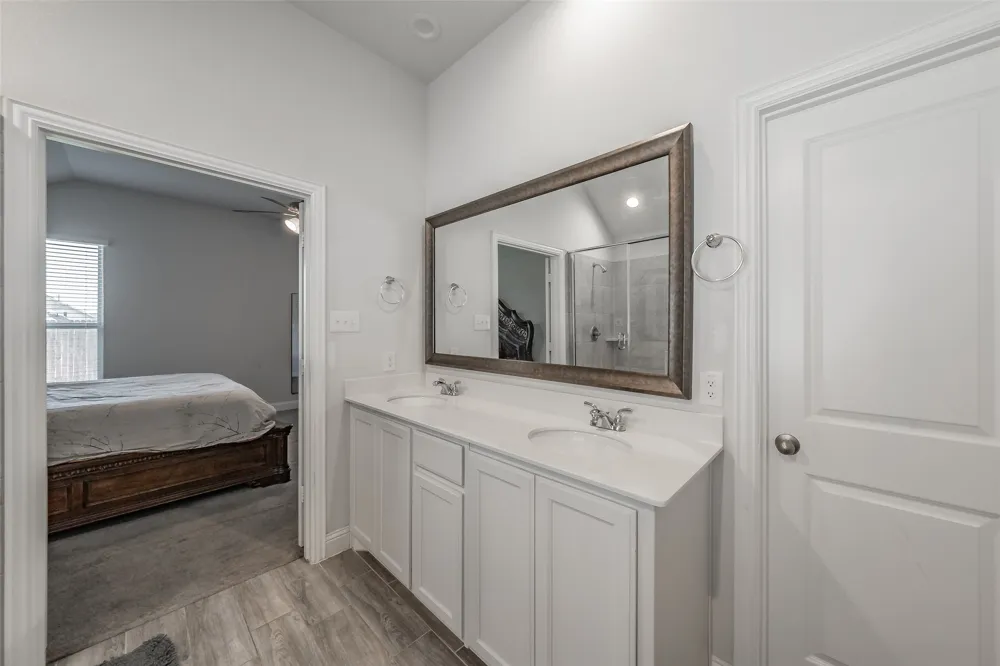 14833 Grissom Avenue Aledo, TX 76008
