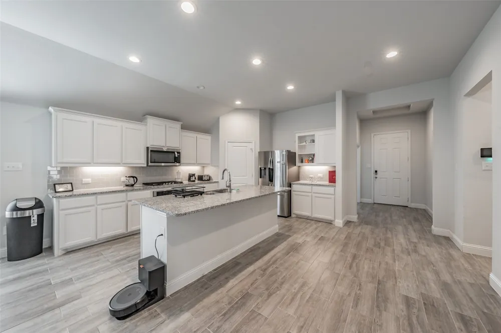 14833 Grissom Avenue Aledo, TX 76008