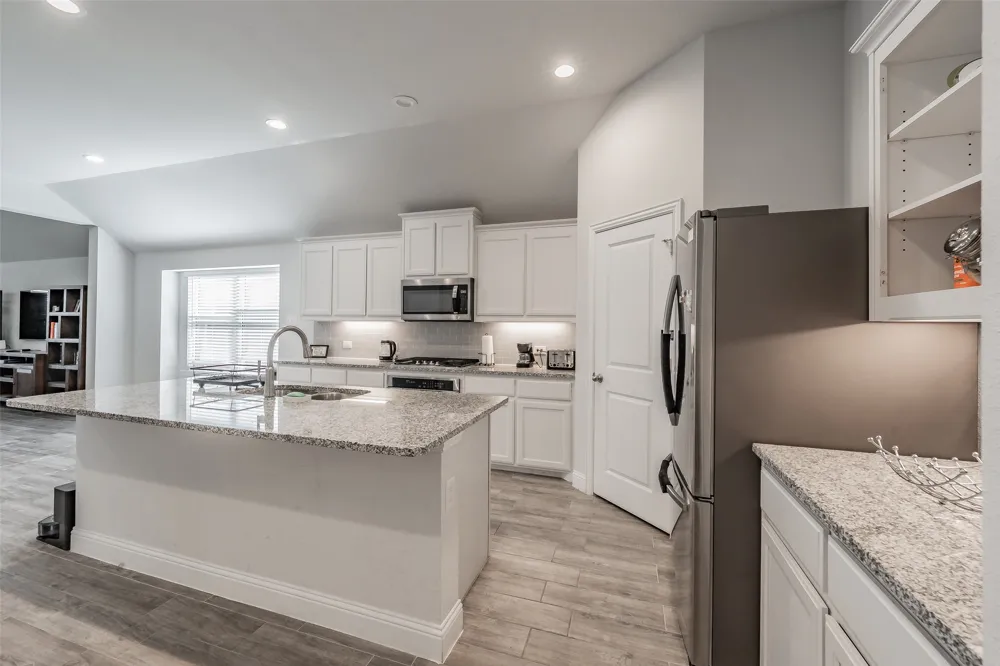 14833 Grissom Avenue Aledo, TX 76008