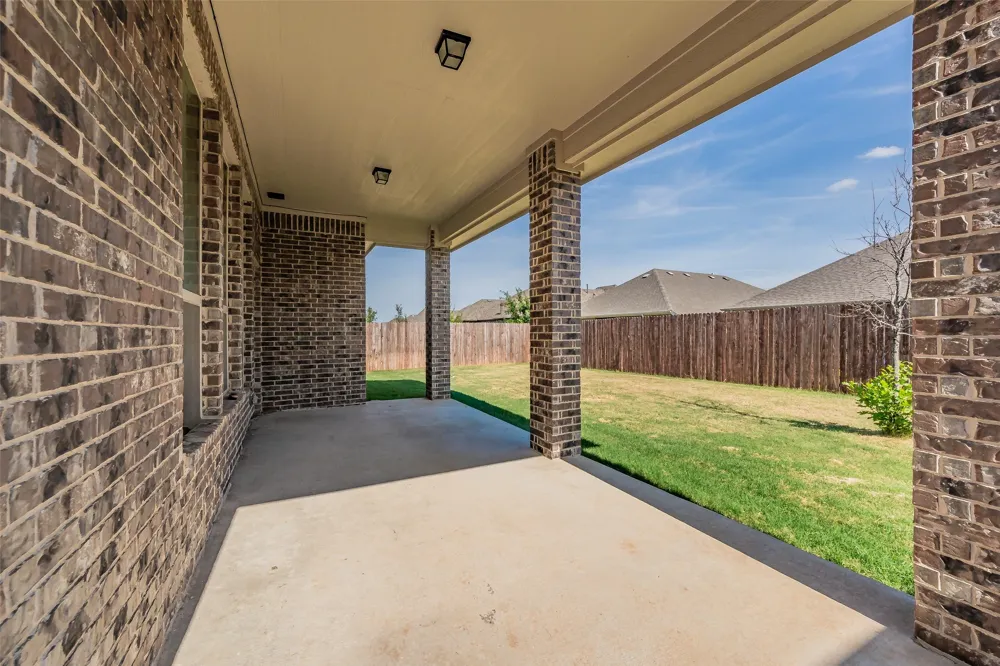 14833 Grissom Avenue Aledo, TX 76008