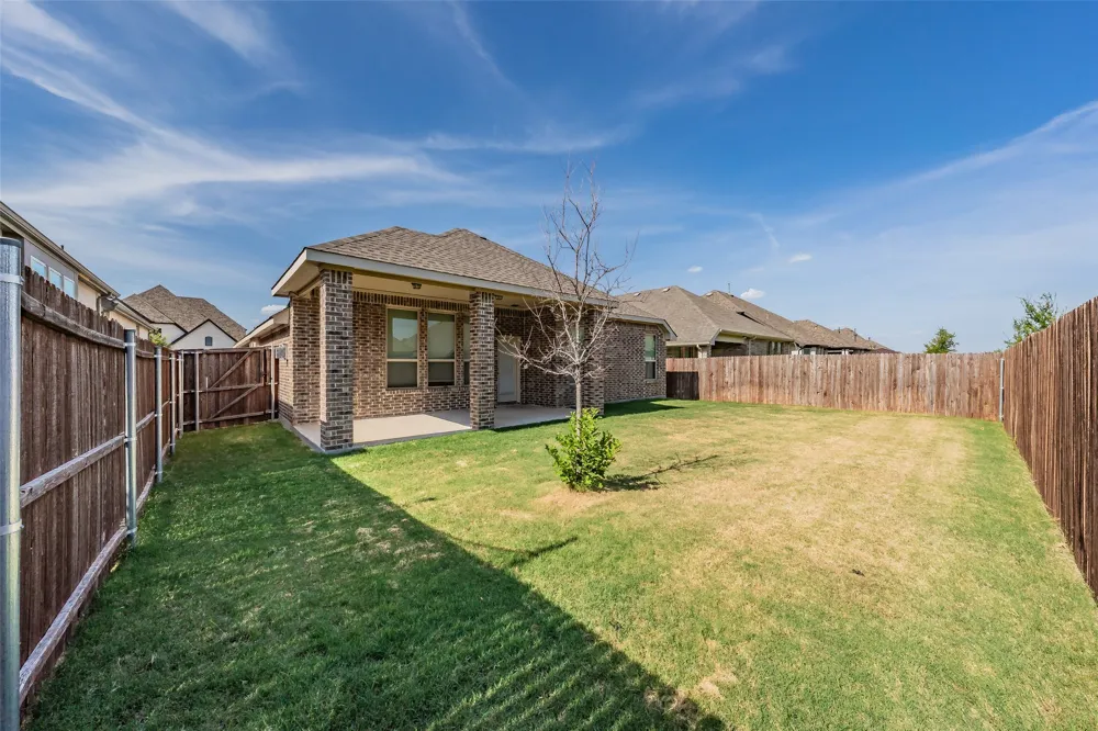 14833 Grissom Avenue Aledo, TX 76008