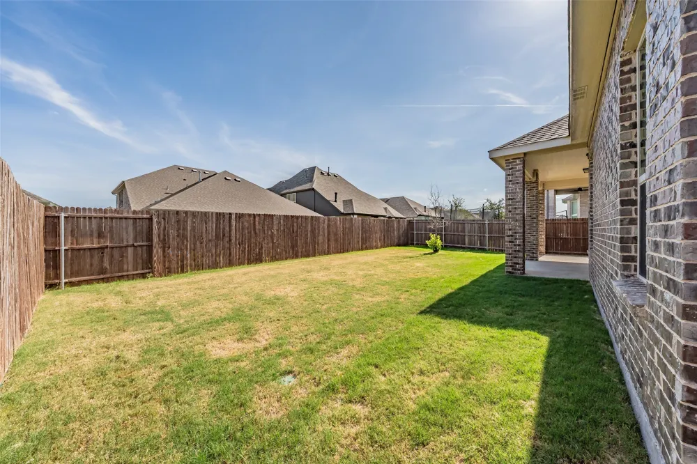 14833 Grissom Avenue Aledo, TX 76008